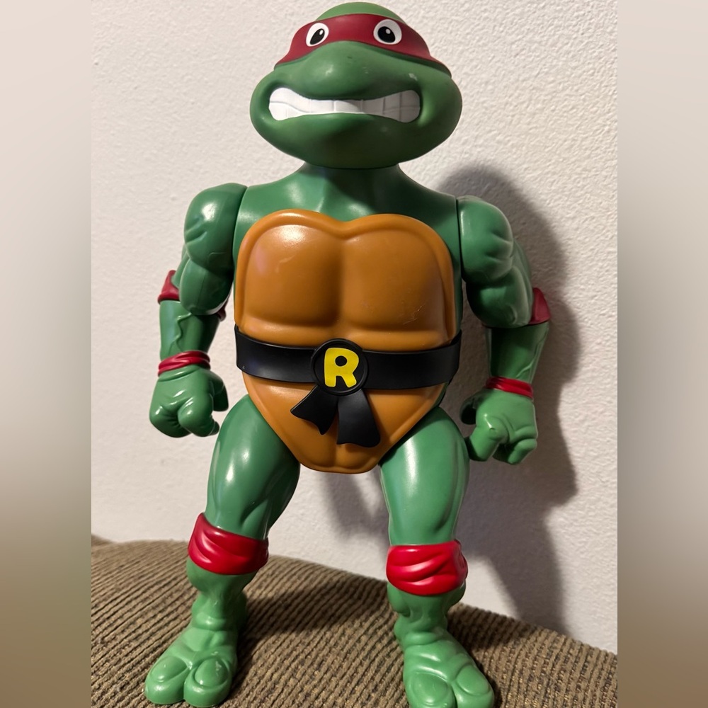 Teenage Mutant Ninja Turtles 12” Raphael Giant TMNT 2022